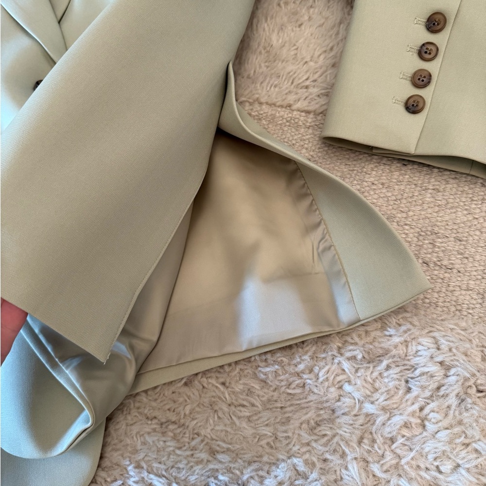 The Frankie Shop Bea blazer and suit pants - Picture 9 of 10